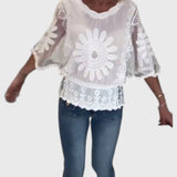 חולצת תחרה רקומה עם כנפי עטלף