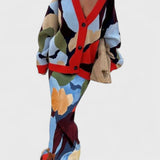 חצאית עם דוגמה גיאומטרית מופשטת