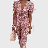 מכנסיים פרחוניים רחבים של ליאור