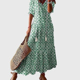 שמלת קיץ עם צווארון וי של דנה