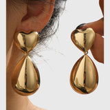 עגילי טיפה של הילה לאב