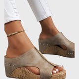 סנדלים של יעל