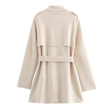 ז'קט אופנתי של רבקה