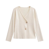 סוודר מסוגנן של נגה