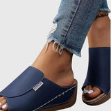 סנדלים של יעל