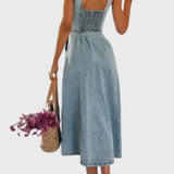 שמלת מידי ג'ינס קלאסית ללא שרוולים של מאיה