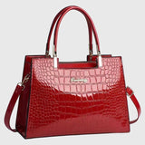 גלית עם הדפס תנין