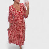 שמלת נויה עם צווארון וי מודפס