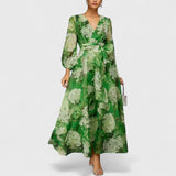 שמלת מידי עם צווארון וי של ליאת