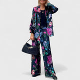 בלייזר פרחוני של נועה