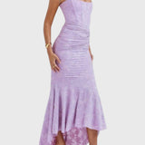 שמלת פרחונית כחולה של רומי