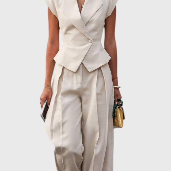 מכנסי קפלים רחבים של יעל