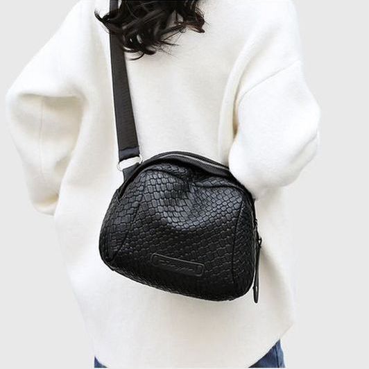 תיק וינטג' מרווח של נועה