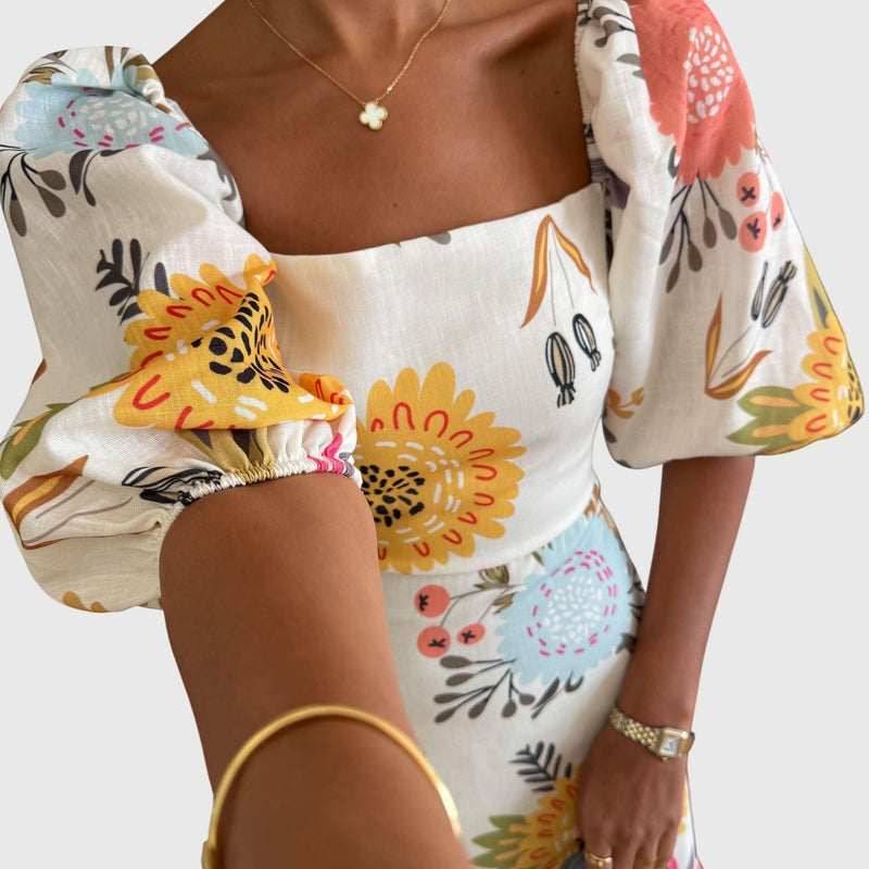 שמלת מידי עם שרוולים של הדס