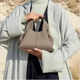 תיק אופנה של שירה הרמוני