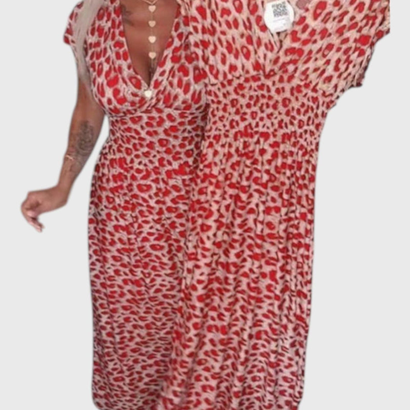 שמלת נמר אלגנטית עם צווארון וי