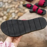 סנדלים של נועה