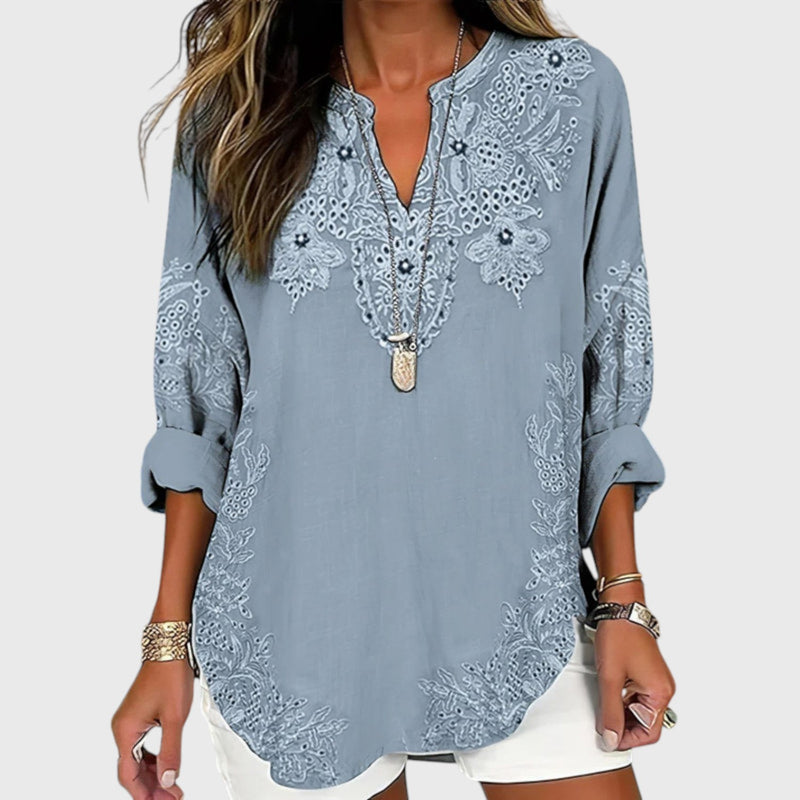 חולצה של אביגיל עדינה