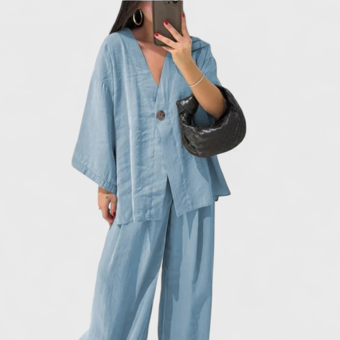 סט שני חלקים עם צווארון וי של ליאור