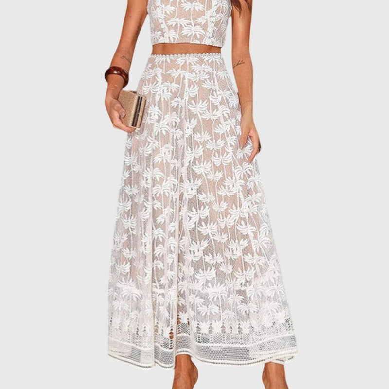 חצאית תחרה של אביב פאלם