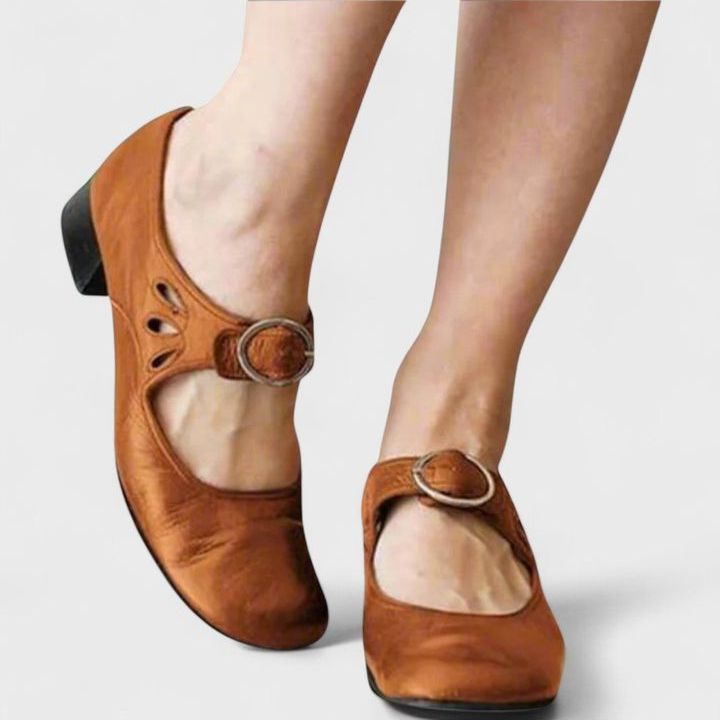 סנדלי וינטג' של טליה