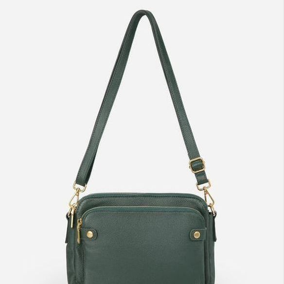 תיק עור איכותי של שירה