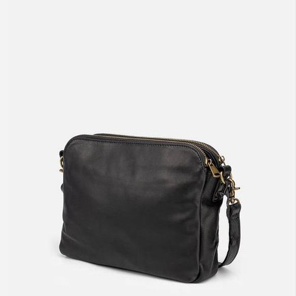 תיק עור איכותי של שירה