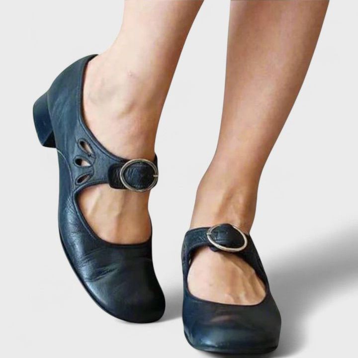 סנדלי וינטג' של טליה