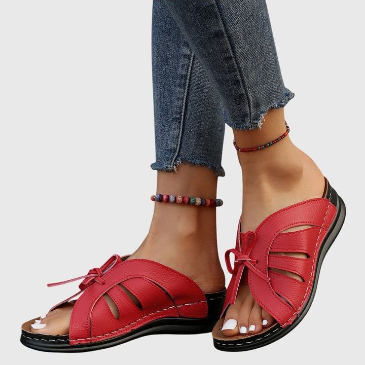 סנדלי לירון