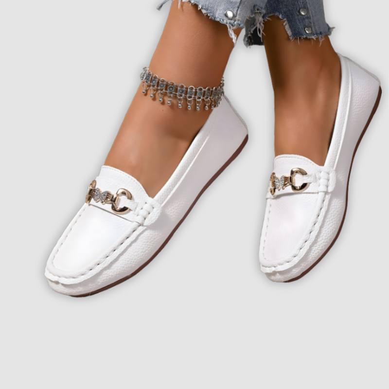 נעלי לואפר של ליאת קלילה