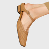 נעלי עור של מיכל 