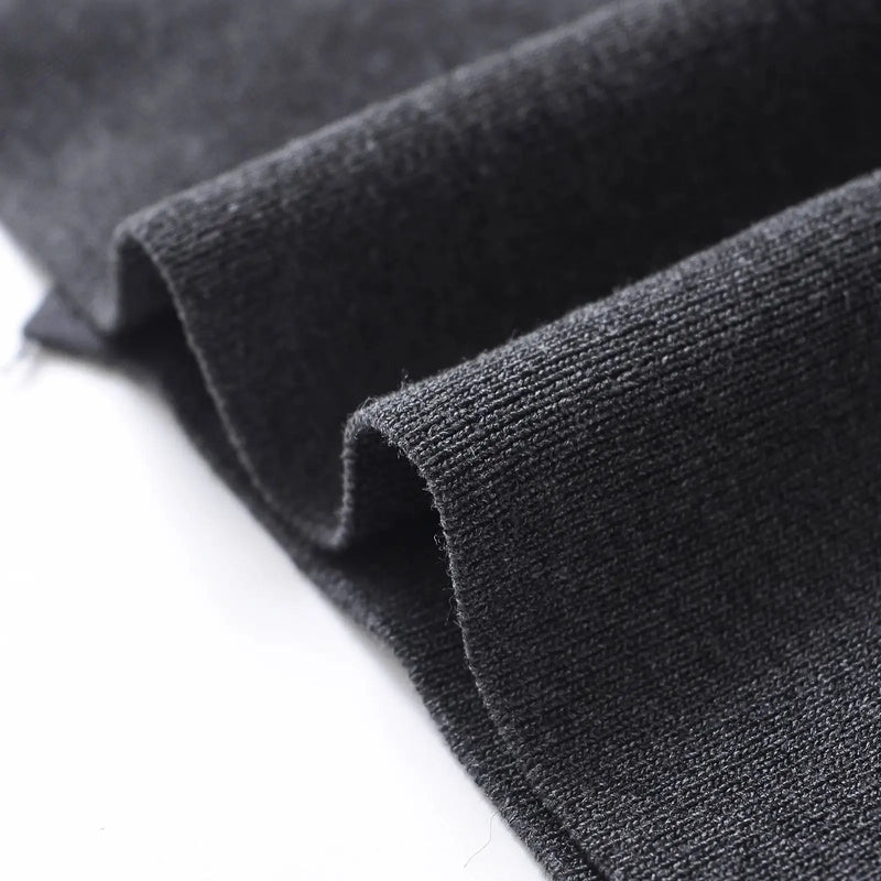 סוודר אופנתי של דנה