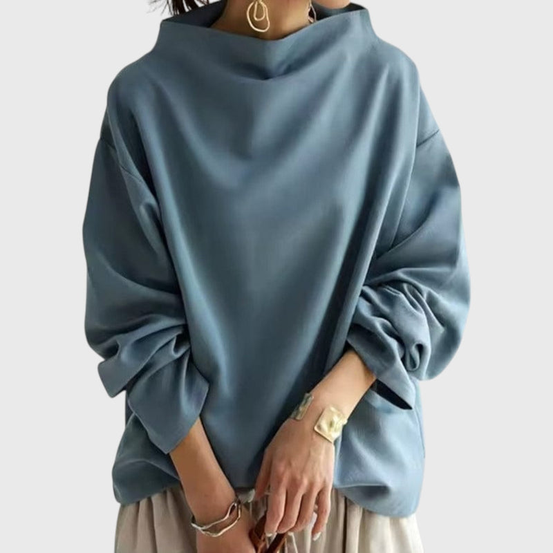 סוודר צווארון גבוה של נועה