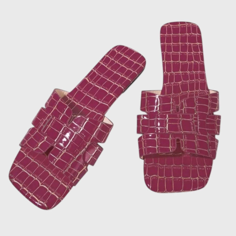 נעליים שטוחות של ורד תנין