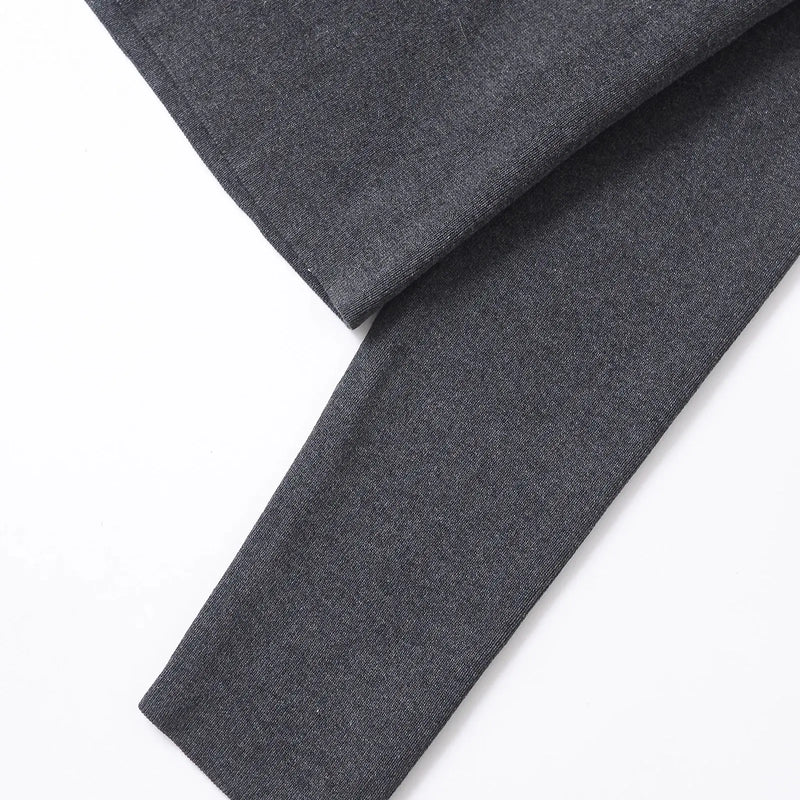 סוודר אופנתי של דנה