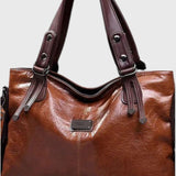 תיק קלאסי של Orly Charm