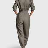 חליפה מודרנית של שירה