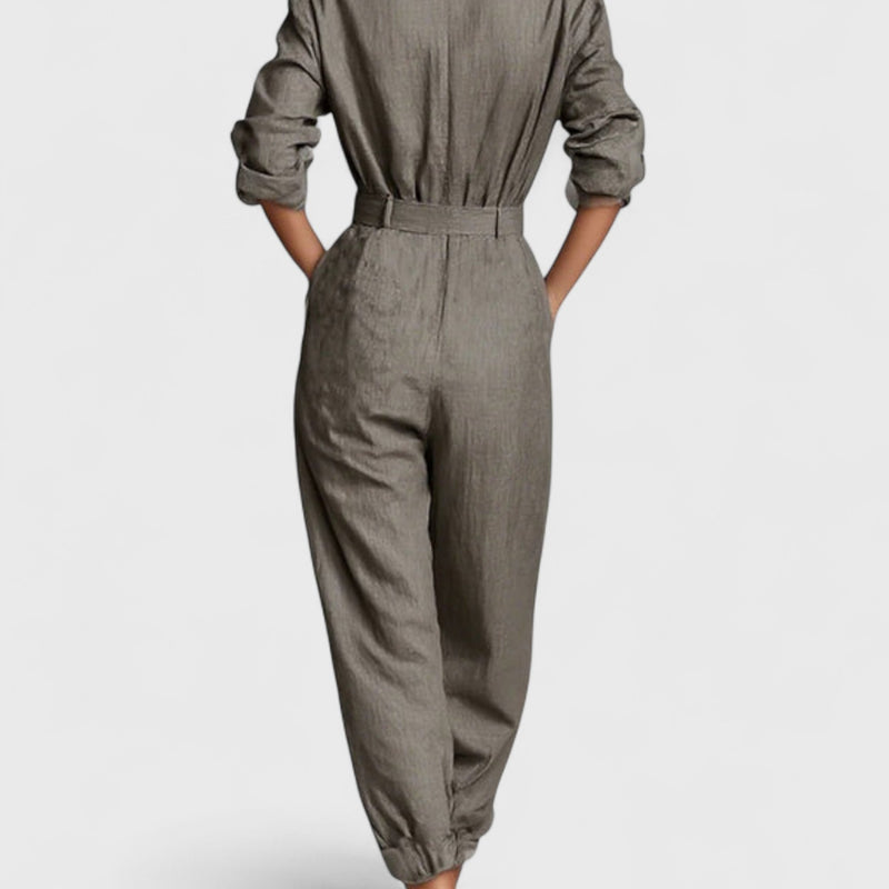 חליפה מודרנית של שירה