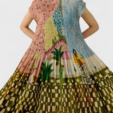 שמלת קפלים עם הדפס שירה