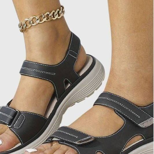 סנדלים של נגה