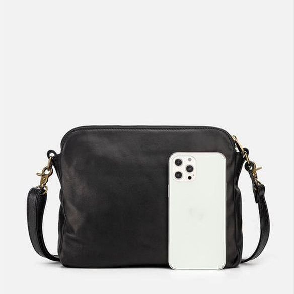 תיק עור איכותי של שירה