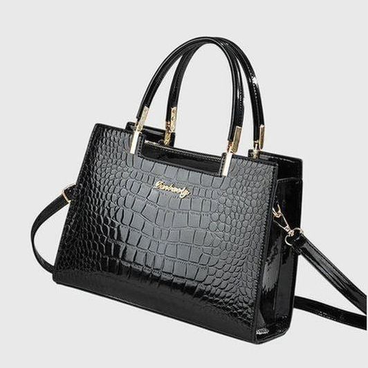 גלית עם הדפס תנין