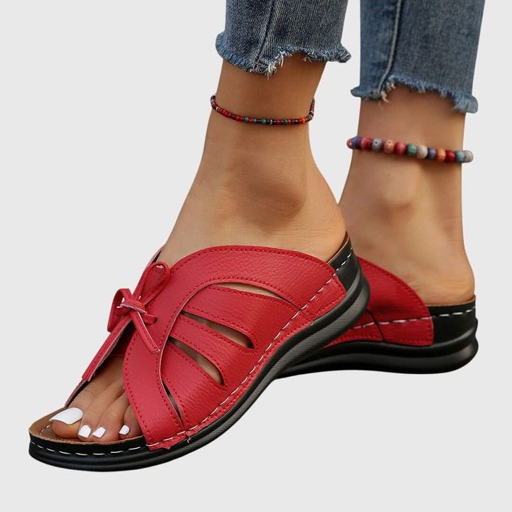 סנדלי לירון