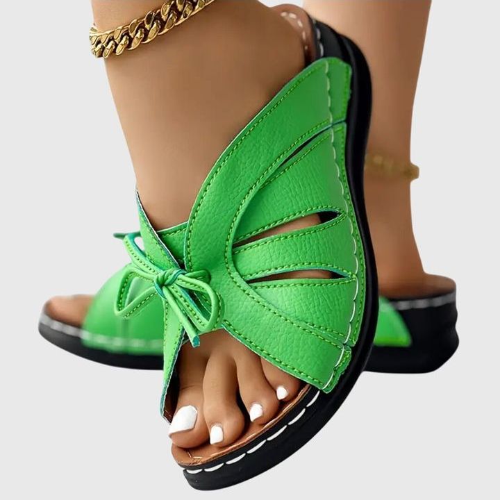 סנדלי לירון