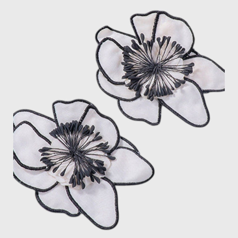 עגילי פרחים צבעוניים של יארה