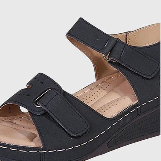 סנדלים של נגה