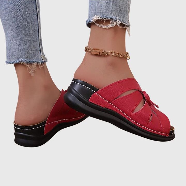 סנדלי לירון