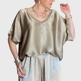 סט סאטן עם צווארון וי של Tal